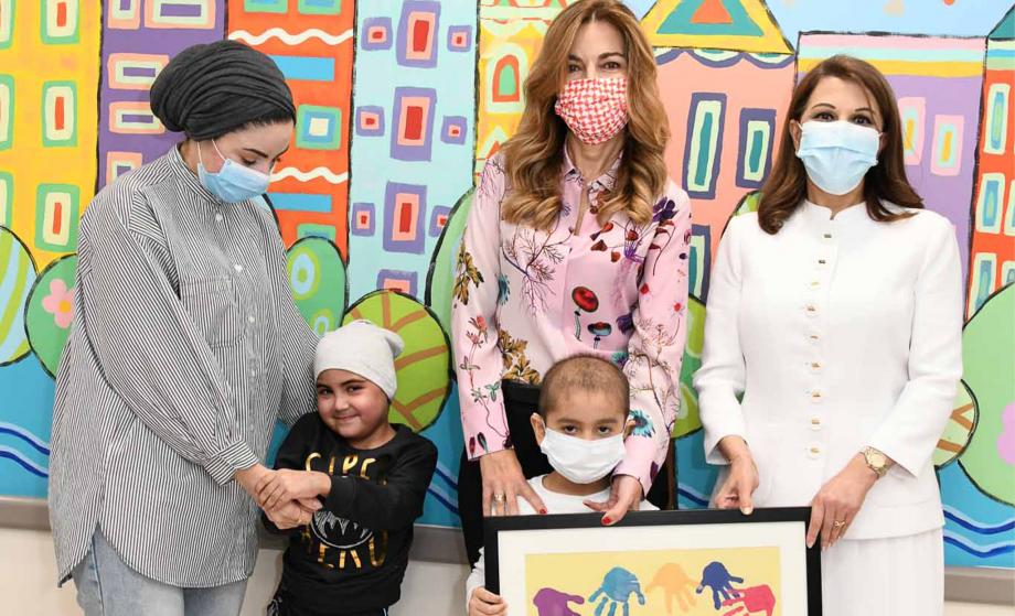 زيارة الفنانة ماجدة الرومي إلى مركز الحسين للسرطان