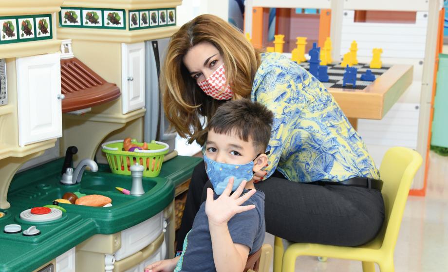 الأميرة غيداء طلال والأمير محمد بن طلال يحتفلان بعيد الأضحى مع أطفال المركز