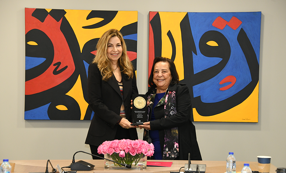 سمو الأميرة غيداء طلال تجتمع بمدرسة المشرق الدولية