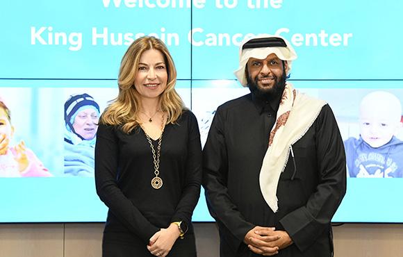 الاجتماع بالشيخ عبد العزيز بن عبد الرحمن آل ثاني