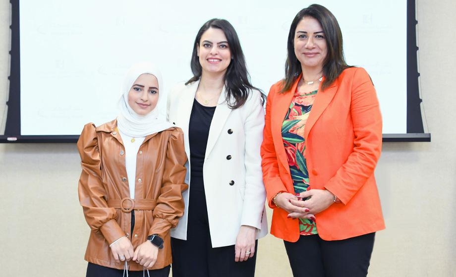 The Housing Bank Meets with Patients who Benefited from the University Scholarships
