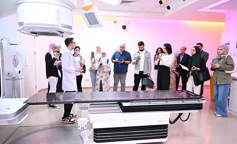 زيارة طلبة معهد الإعلام الأردني إلى مركز الحسين للسرطان
