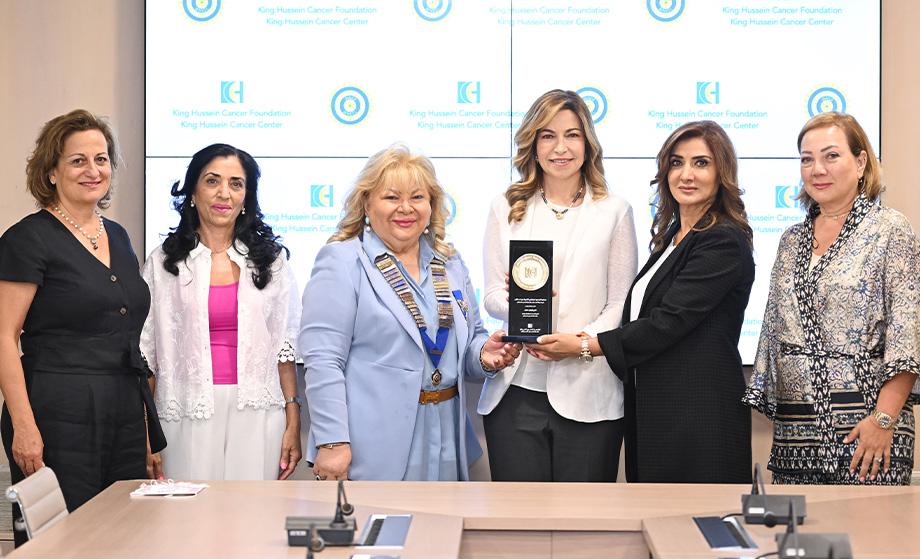 زيارة نادي إنرويل عمان إلى المركز