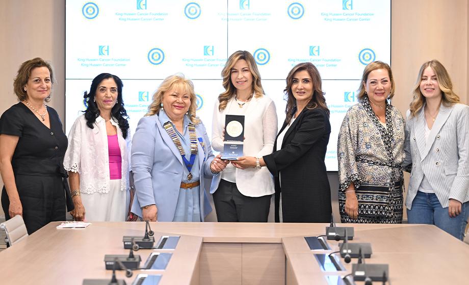 زيارة نادي إنرويل عمان إلى المركز
