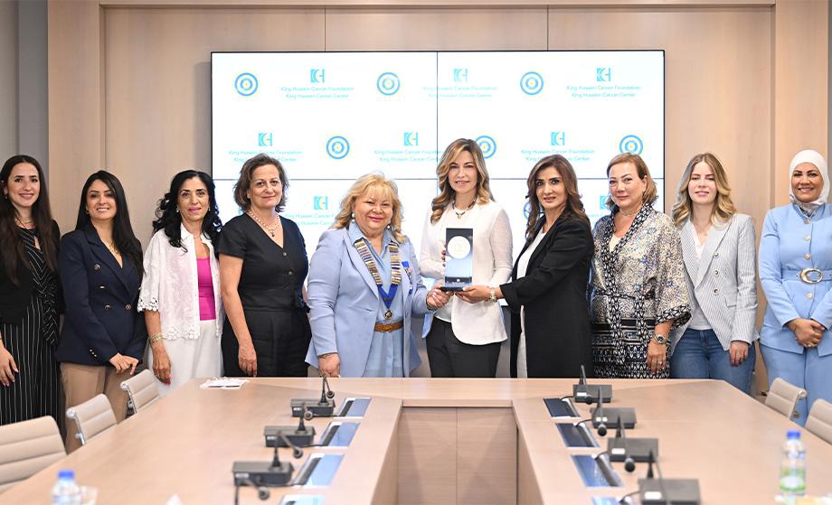 زيارة نادي إنرويل عمان إلى المركز