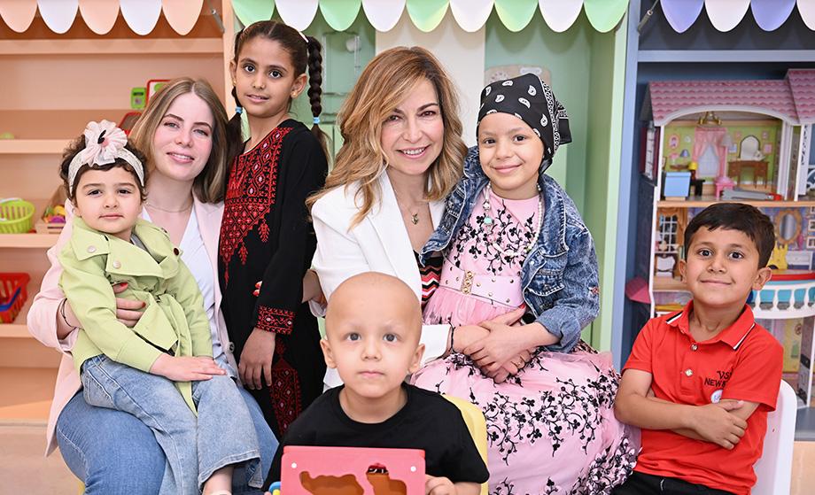 لحظات ممتعة لسمو الأميرة غيداء طلال مع أطفال المركز