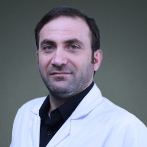 معتز المخامرة