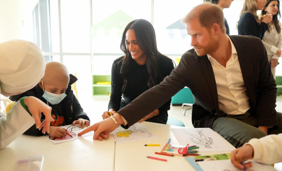سموّ الأميرة غيداء طلال تستقبل وفدا من منظّمة الصحة العالميّة برفقة الأمراء هاري وميجان دوق ودوقة ساسكس
