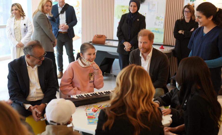 سموّ الأميرة غيداء طلال تستقبل وفدا من منظّمة الصحة العالميّة برفقة الأمراء هاري وميجان دوق ودوقة ساسكس