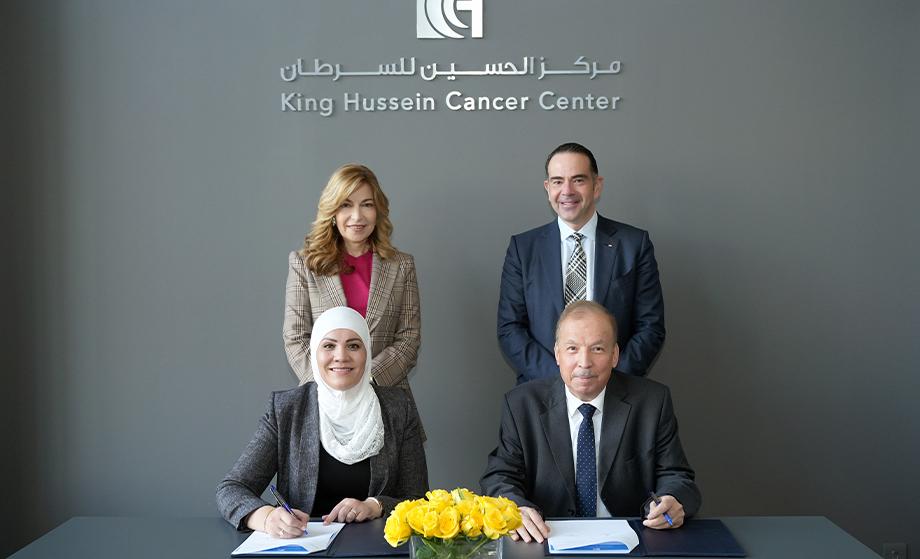 Signing Ceremony Between KHCF and Siniora to Support Living Expenses of Gaza Patients