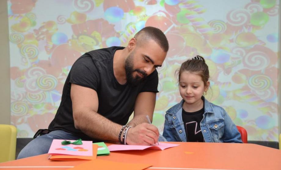 The Lebanese Singer Joseph Atieh Visits KHCC