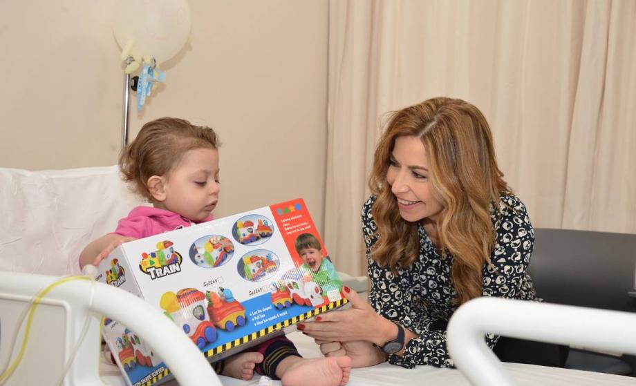 HRH Princess Ghida Talal Distributes Gifts to KHCC Pediatric Patients